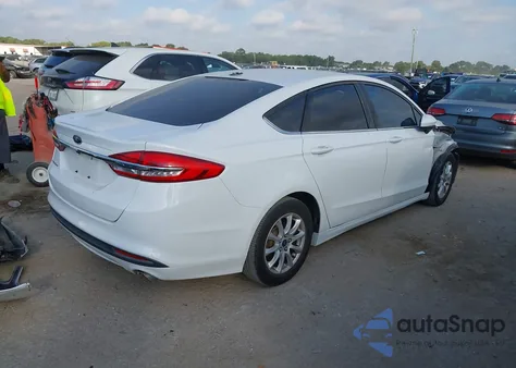 2017 Ford Fusion S из США, поврежденный, VIN 3FA6P0G72HR406744